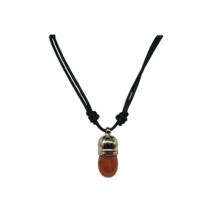 Collar de piedra ágata cornalina con capuchón dorado