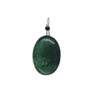 Dije de piedra jade nefrita engarzado en alambre de plata