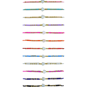 Pulseras ajustables de hilo chino con chaquira y corazón de perla madre